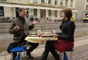 Pica krišnaītu ēstuvē?! Rihards Lepers ar Sandu Dejus slepeni ieturas restorānā “Rāma”