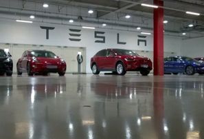 Dienvidkoreja "Tesla" piemērojusi 2,1 miljona eiro naudassodu