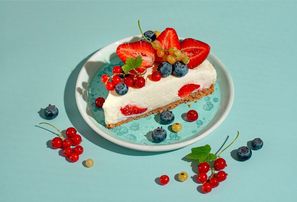 100 Labi padomi recepte: siera kūka ar vasaras ogām